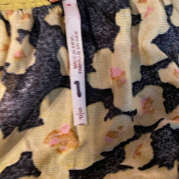 Free People Size Small Tunic Top Love Letter Black Combo Yellow Floral Shirt S. - Picture 10 of 12